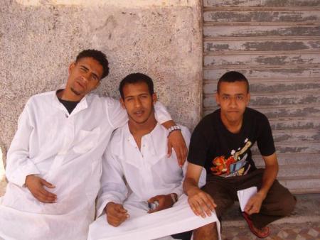 fkhatar ba3od  rak wa3ar aba3od